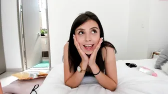 aliciawonder_ playfully tease tongue