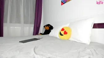 kyliekee lush ass shows its shape