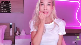 idaaaaaa big juicy tits