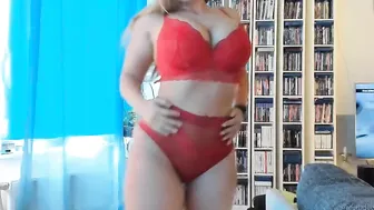 blowjobjosie yelling from violent orgasm