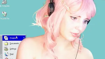 psychedelicariaa black-haired handjob lying on the couch