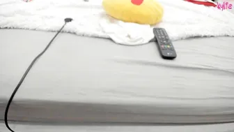 kyliekee slut caresses his cap