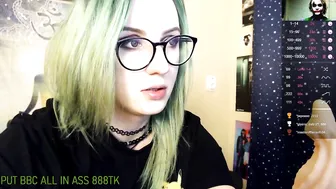 lsqueen big tit babe fucked by a toy