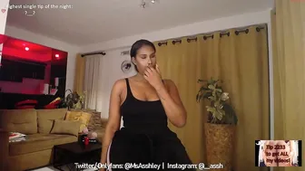 asshleyf gorgeous chick caresses shaved cunt