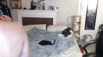 knkycpl4funnh Busty brunette