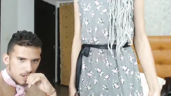 dave_criss cute chick posing in lingerie