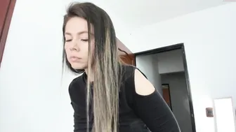 xhxoxtxsxex a charming little girl fucks herself with sex toys