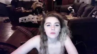 Brandi__Xx bitch drummed with glass dick