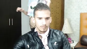 dave_criss busty young lady posing nude