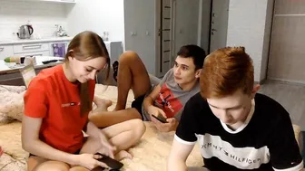 all_cryst clockwork whore squeezes cap