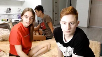 all_cryst clockwork whore squeezes cap