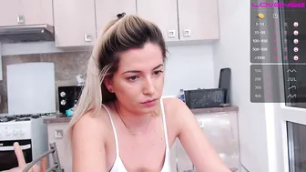 elisabeth_jason young slut fucks phallus cunt