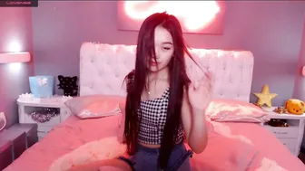 elcinkayi the charming bitch fucks both holes