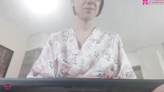 xwithy gorgeous girl masturbates cunt