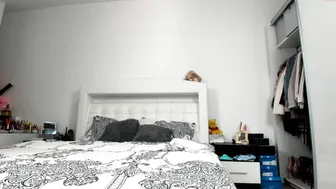 lusyanna Busty kurva