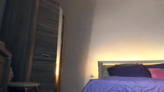 xxxx13xxxx Luxurious young lady