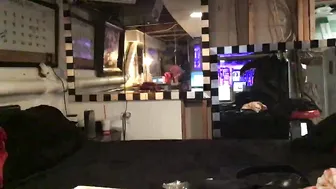 jaxxxs2828 slut in stockings fucks clit