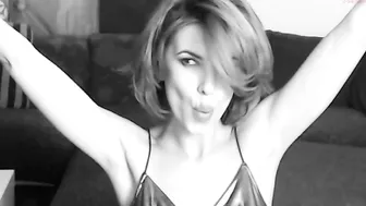 ingridnight ambitious thing handjob pussy