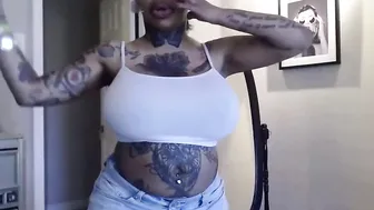 creamyexotica busty babe masturbates shaved cunt