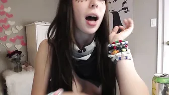 ashleytea Flirty passiona masturbates with sex toy