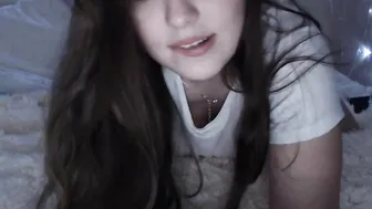 meowkattie Breathtaking babe planting in a dildo