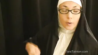 tarataintonxxx  Busty girl