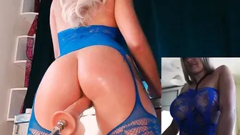 SweetLaura24 skin masturbates pussy