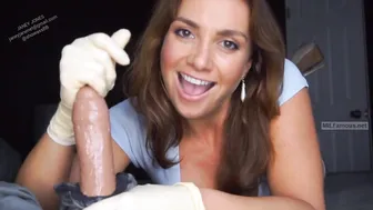 janey jones cute blonde erotically posing in stockings