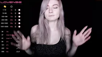 jollenne  Fair-haired beauty