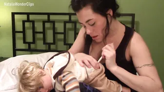 natalie wonder cute milf fucks shaved cunt