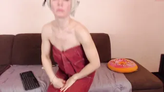 mistressnorma  busty chick shows her charms