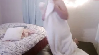 emmagrace blissful ladies lick shaved cunt