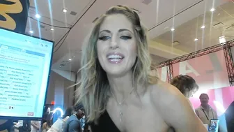 milf_lacey  mature chick pulls pussy