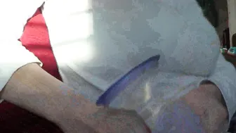 kelly hart & dark haired babe fucks pussy