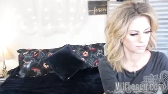 milf_lacey  test curly shy in fries