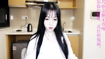 eileen_li  beauty arranged buns