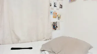 simone charming babe masturbates shaved vagina