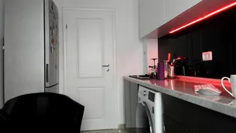 moniqueeass  Sultry blonde