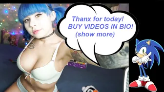 xxx_crazy_fox  busty model