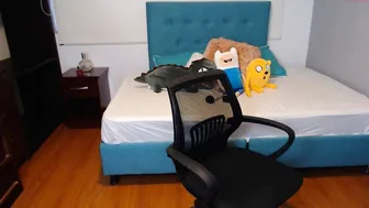 soyannie delightful bitch exposes sexy body