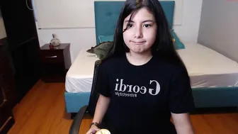 soyannie delightful bitch exposes sexy body