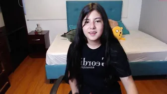 soyannie delightful bitch exposes sexy body