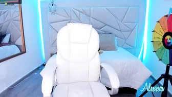 kinkyalexxxa  crazy babe posing nude