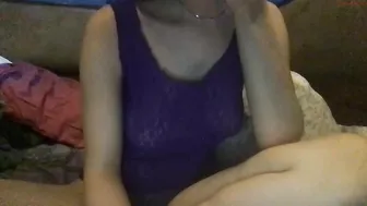 goddesscallee88  the charming bitch twirls a big booty