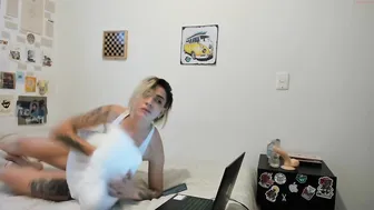 simone attractive chick diligently licks dildo