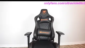 uv_  hot babe fucks both holes