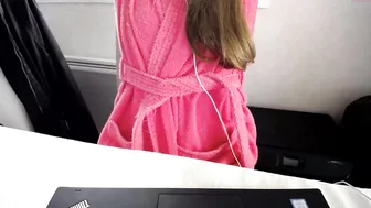 mimi_morgane87  in just one bra found her long friend and immediately decided to use it.