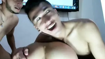 fiotti shrew blonde sucks penis