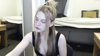 strawberry  mom with huge tits