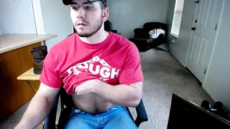 hotmuscles6t9 chic orgasm